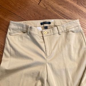 Lauren Ralph Lauren tan skinny pants. Women’s size 8